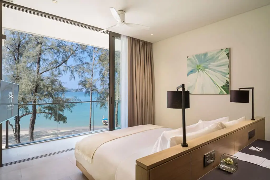 Azure-sea-view-pool-penthouse-2-bedroom-Master-Bedroom